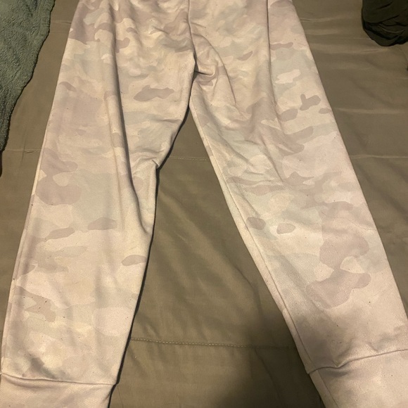 Nike sweats - Picture 2 of 3